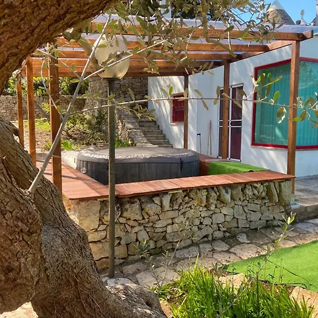 Trulli Nonno Magno Con Piscina & Jacuzzi - Ferienhaus *